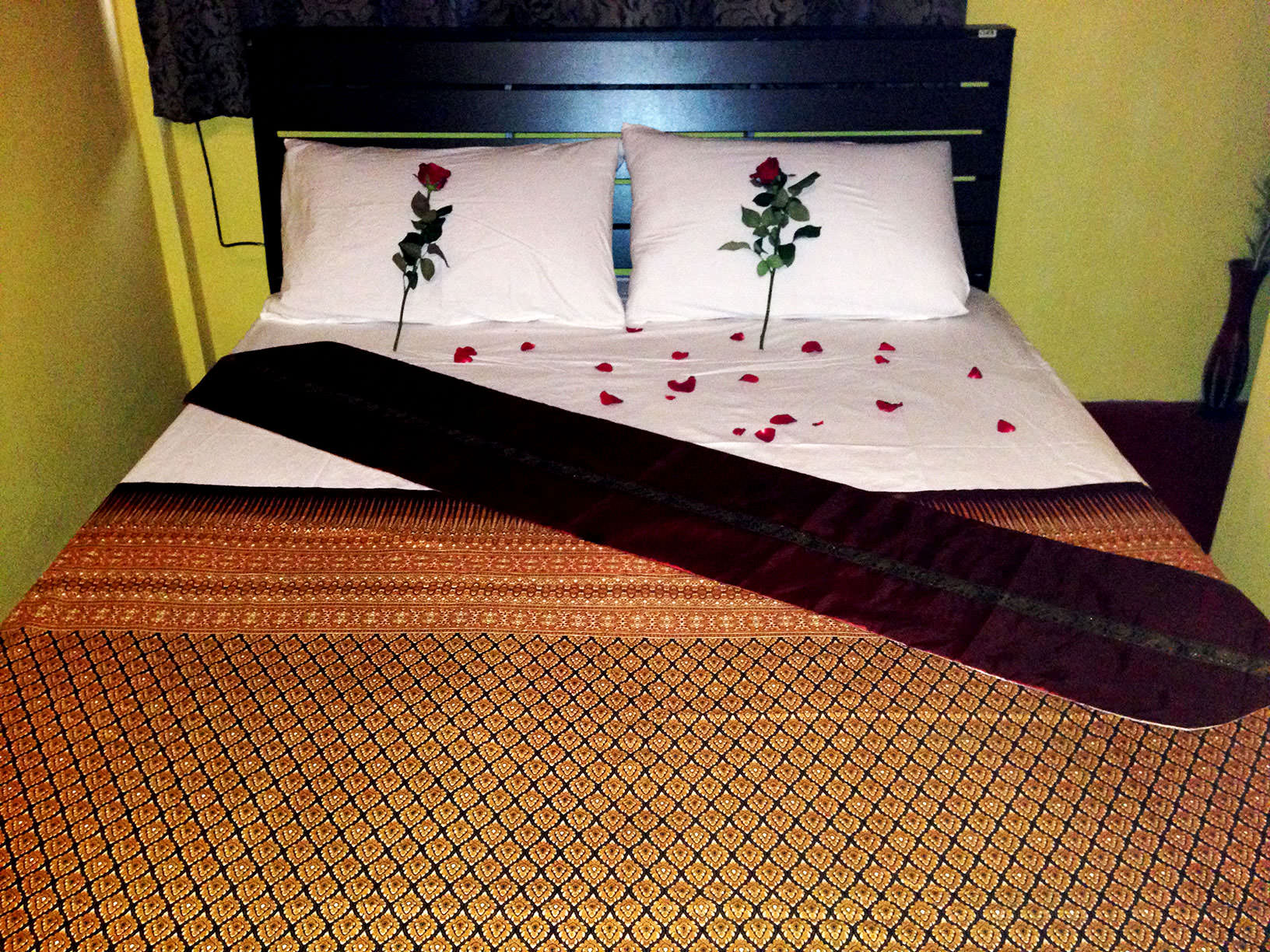 VIP bed in Jacuzzi room