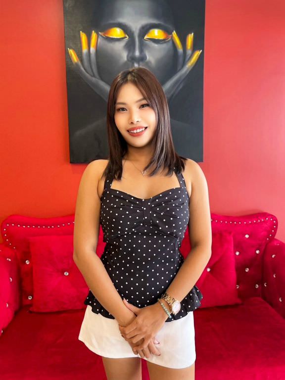 Jena is a lovely young Thai masseuse, excellent in any type of erotic massage.